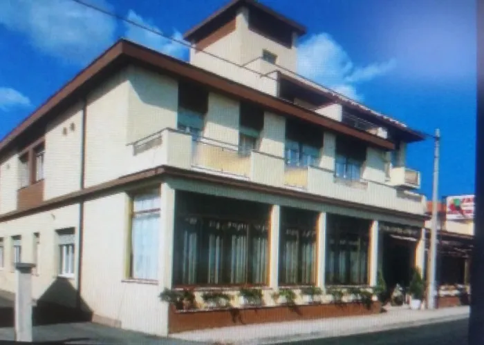 Faro 2* 西尼加利亚