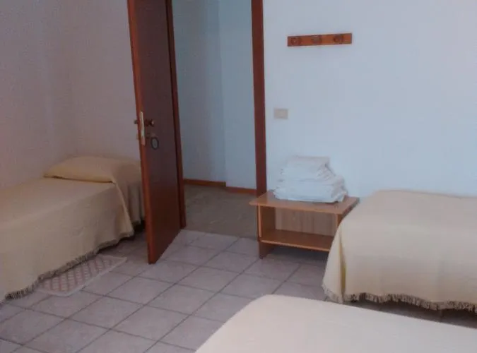 酒店 Faro 西尼加利亚